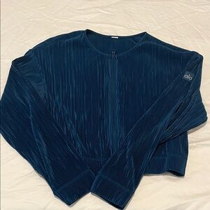 Alo Cropped Micro Plisse Jacket